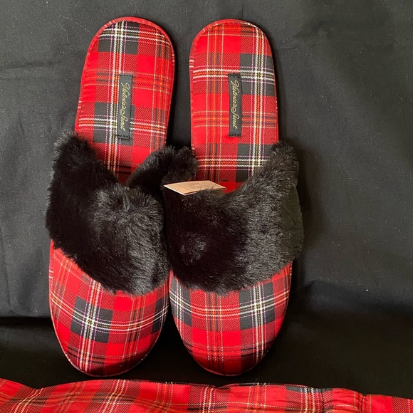 Victoria's Secret L Satin Slipper Plaid - Picture 3 of 7